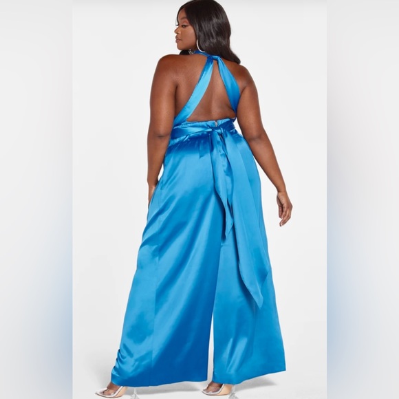 Blue Satin Matching Set - Picture 5 of 12